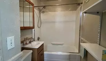 5 of 8 81 Ward St Unit 2 Apartment for rent in Worcester, MA