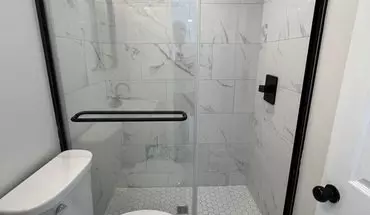 3 of 11 689 Main Street, Unit 2S Apartment for rent in Oxford, MA