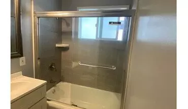 3 of 7 579 N Hill Ave Unit A Apartment for rent in Pasadena, CA