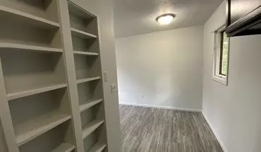 5 of 9 1227 Clarence St Unit 5 Apartment for rent in Danville, IL