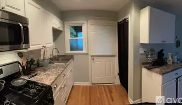 3 of 18 9929 Zykan Ct House for rent in Overland, MO