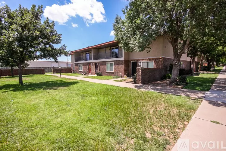 3500 Adenmor Ct Unit B Apartment for rent in Clovis, NM