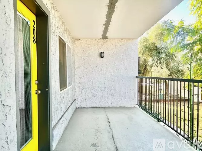2 of 3 4117 N 15th Ave Unit 209 Apartment for rent in Phoenix, AZ