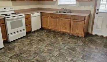 3 of 6 3132 W Commercial St Unit A Apartment for rent in Springfield, MO
