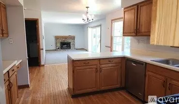 5 of 19 2790 Carriage Way House for rent in Aurora, IL