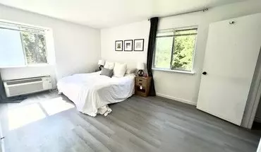 3 of 10 11 Steeplechase Ct Unit 11 Apartment for rent in Franklin Township, NJ
