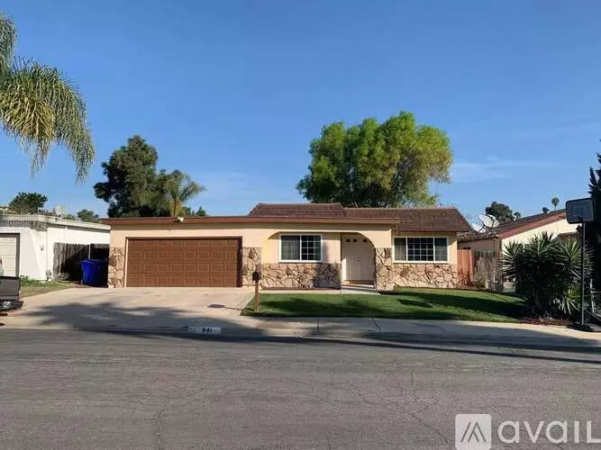 641 Adobe Cir House for rent in Oceanside, CA
