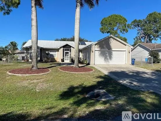 8527 Morris Rd Apartment for rent in Fort Myers, FL 8527 Morris Rd Apartment for rent in Fort Myers, FL