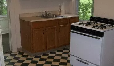 3 of 7 2306 Sherbrook St Unit 2 Apartment for rent in Pittsburgh, PA