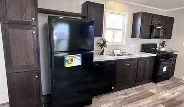 3 of 11 210 12 Th St House for rent in Clay Center, KS