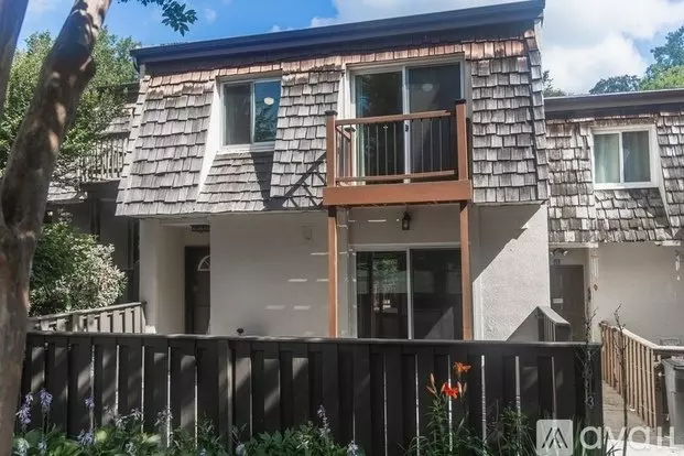 1613 Valencia Way Apartment for rent in Reston, VA 1613 Valencia Way Apartment for rent in Reston, VA
