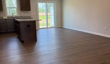 5 of 23 3903 15th St Dr Unit 103 NE Apartment for rent in Hickory, NC