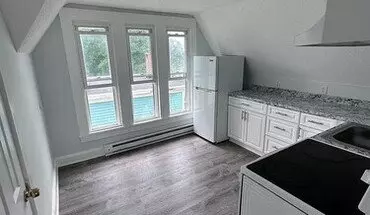 3 of 7 111 Laurel Hill Ave Unit Unit Apartment for rent in Norwich, CT