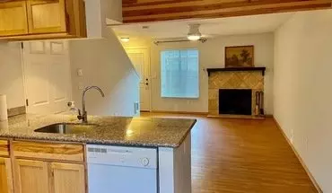 4 of 18 2518 SE Nehalem St Unit 2518 Apartment for rent in Portland, OR