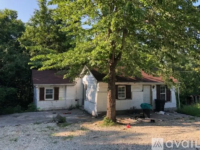 1905 Virginia Mines Rd House for rent in St Clair, MO