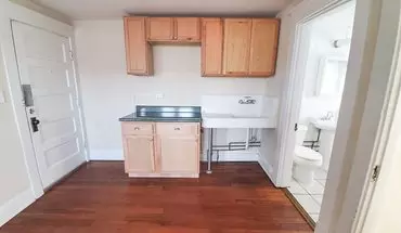 2 of 10 4033 Edwards Rd Unit 6 Apartment for rent in Cincinnati, OH