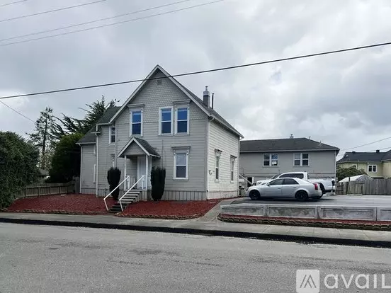 2543 Fairfield St Unit 5 Apartment for rent in Eureka, CA