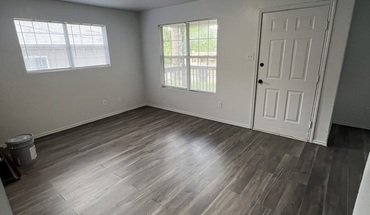 920 San Antonio St Apartment for rent in Longview, TX