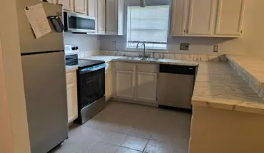 3 of 19 728 24th St House for rent in Gulfport, MS