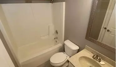 5 of 10 52381 Oak Manor Dr House for rent in Granger, IN