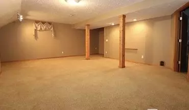 4 of 10 52381 Oak Manor Dr House for rent in Granger, IN