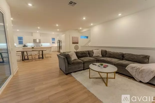 241 Proctor Apartment for rent in Irvine, CA