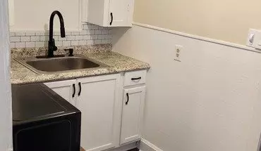 2 of 20 34 S Adams St Unit 1 Apartment for rent in Akron, OH