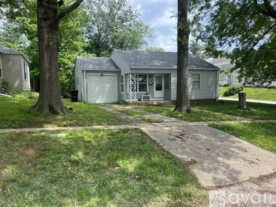 713 N College St Apartment for rent in Warrensburg, MO 713 N College St Apartment for rent in Warrensburg, MO