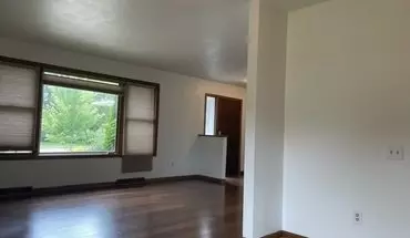 5 of 29 323 Santa Fe Trl House for rent in Waunakee, WI