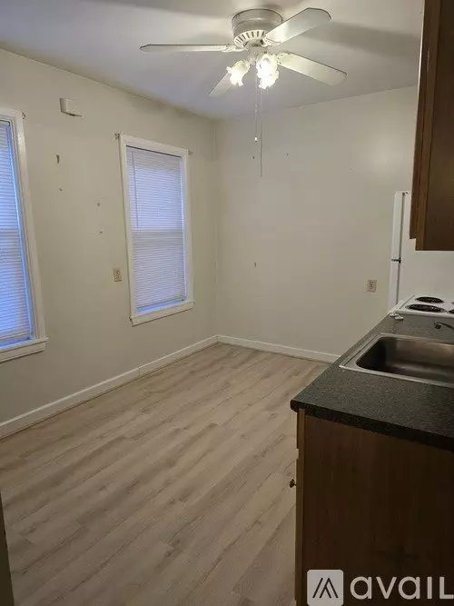 2 of 2 101 1071 2 Beech St Unit 103R Apartment for rent in Lowell, MA