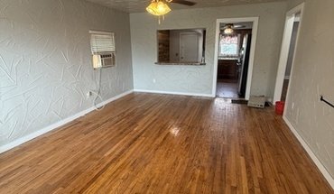 904 N Julian St Apartment for rent in Altus, OK
