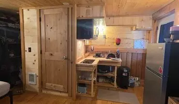 4 of 5 1301 S Church Ave Unit Studio Apartment for rent in Bozeman, MT