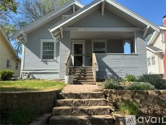 1944 Lake Street, Unit 1 (South Bedroom) Apartment for rent in Lincoln, NE