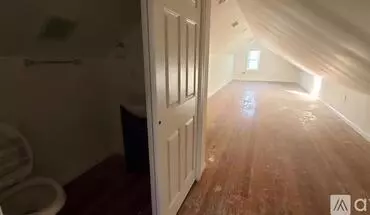 3 of 8 1084 S Hanover St Unit 2 Apartment for rent in Pottstown, PA