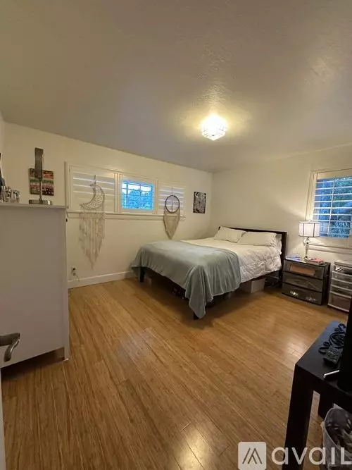 510 Lakeview Way Unit Large Apartment for rent in Emerald Hills, CA