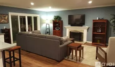 5 of 24 582 Sturgeon Dr Unit 3 Apartment for rent in Costa Mesa, CA