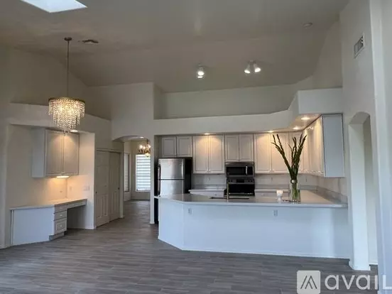 814 W Beechnut Dr Apartment for rent in Chandler, AZ