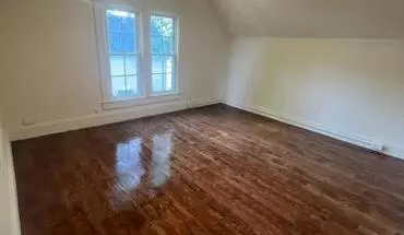 3 of 5 1037 Bluff St Unit Unit Apartment for rent in Beloit, WI