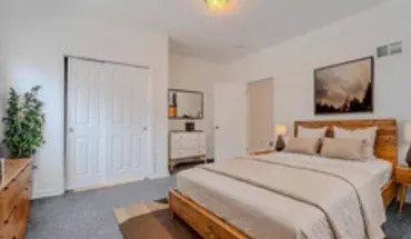 4 of 8 4 82 Grandview Avenue, Unit 1R Apartment for rent in Queens, NY