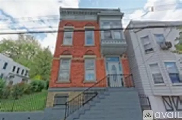 496 4th Street Unit 2496 4th St Apartment for rent in Troy, NY