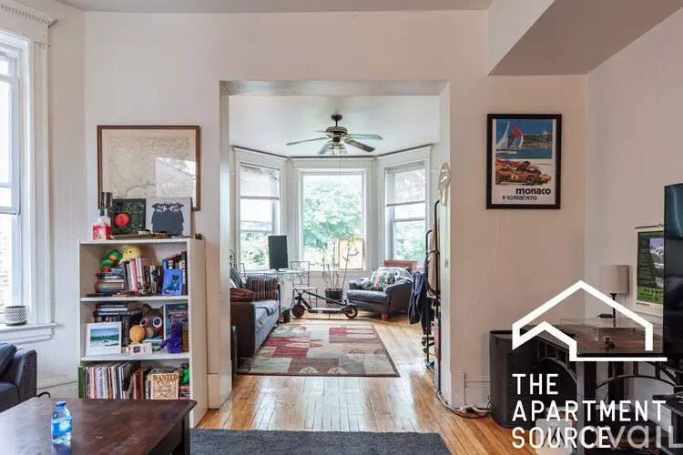 1245 W Newport Ave Unit 2F Apartment for rent in Chicago, IL