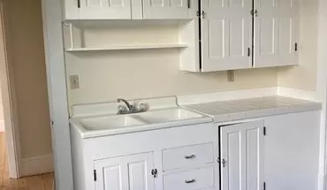 5 of 6 37 Perry St Unit Apt Apartment for rent in Barre, VT