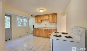 3 of 15 3 Oxford St Unit B Apartment for rent in Sanford, ME