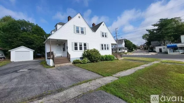 3 Oxford St Unit B Apartment for rent in Sanford, ME