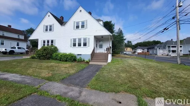 3 Oxford St Unit A Apartment for rent in Sanford, ME
