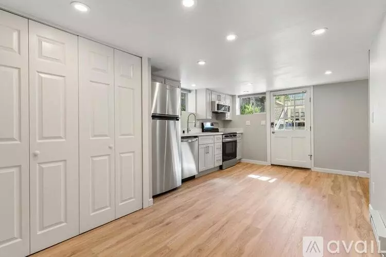 5212 9th Ave Unit 3 NW Apartment for rent in Seattle, WA