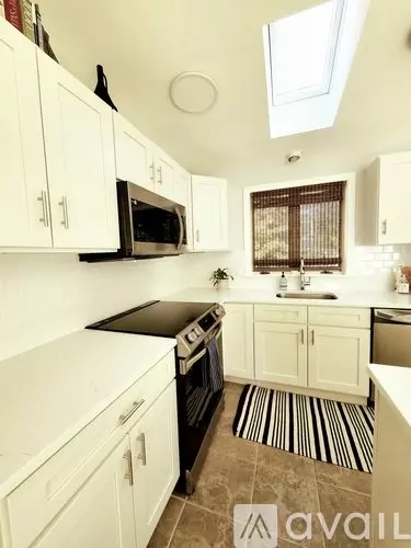 23 Oakview Cir House for rent in Westport, CT