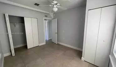 4 of 17 423 53rd St Unit B Apartment for rent in West Palm Beach, FL
