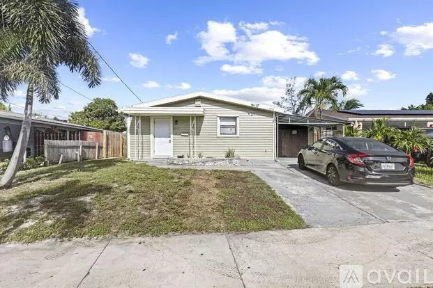 3717 Pinewood Ave Apartment for rent in West Palm Beach, FL 3717 Pinewood Ave Apartment for rent in West Palm Beach, FL