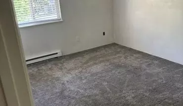 4 of 5 12150 SW Spur Ct Unit F Apartment for rent in Beaverton, OR